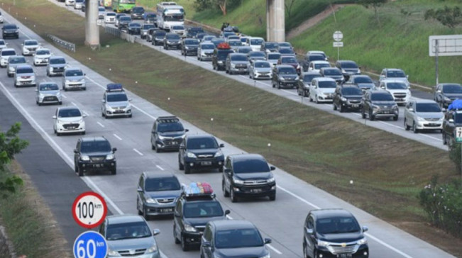 Perbaikan Jalan Selesai H-15, Jateng Siap Sambut 17,9 Juta Pemudik Lebaran 2025